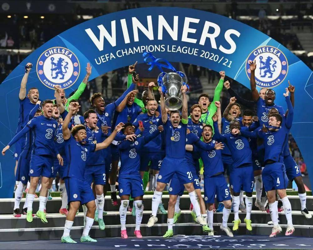 很多人在牛 很多人在牛