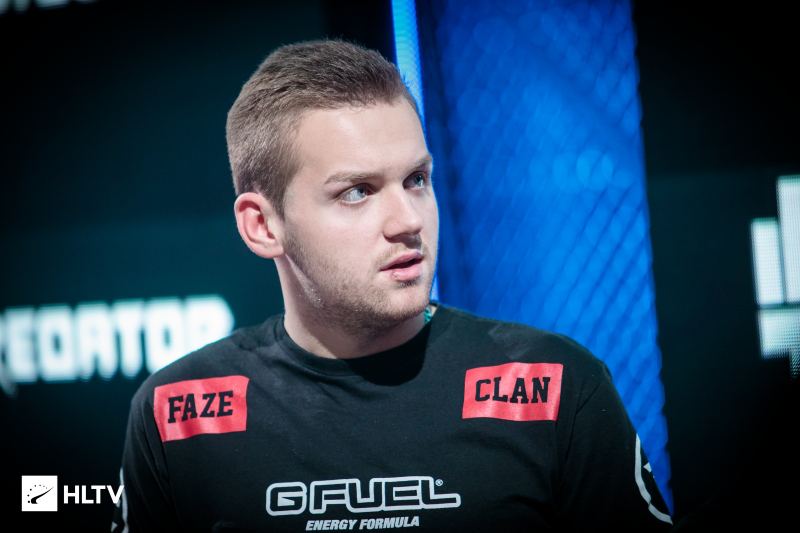 围绕轮换深 围绕轮换深